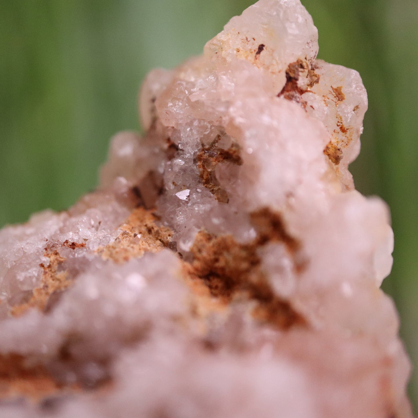 Gekristalliseerde rozenkwarts