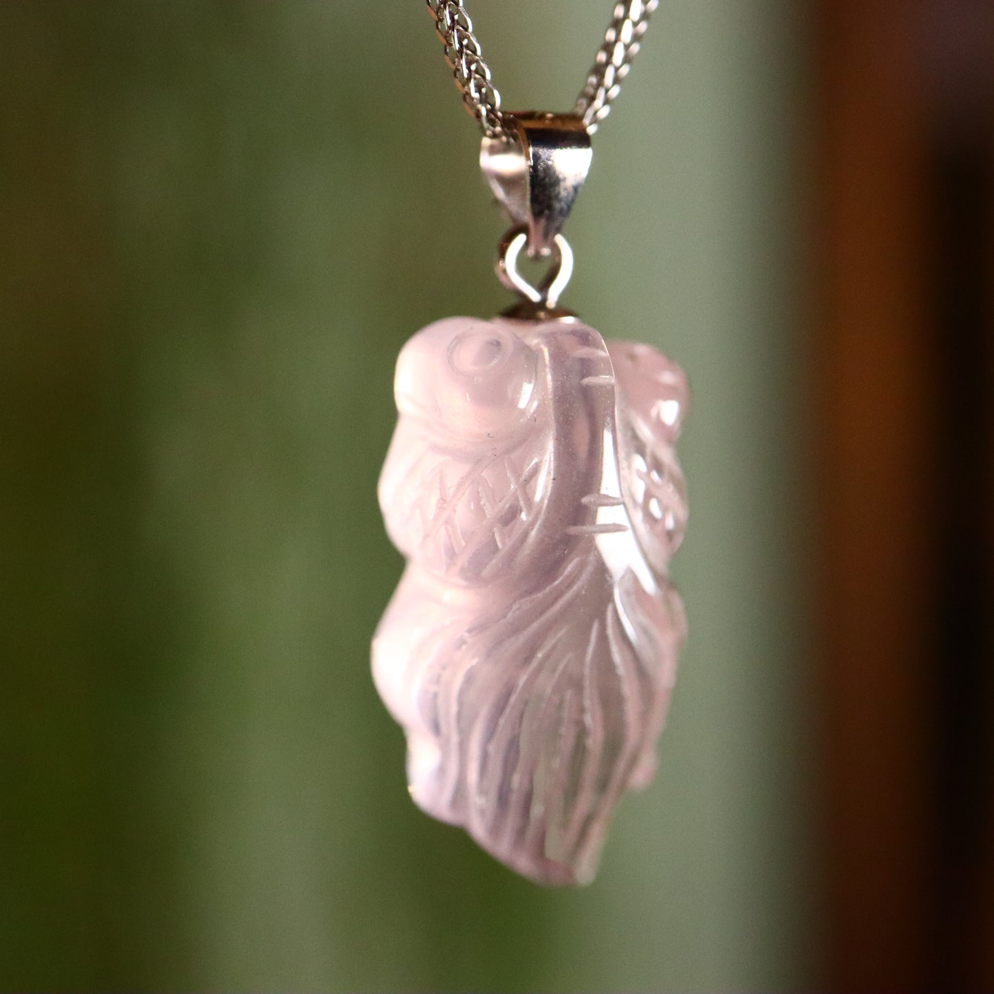 Rozenkwarts goudvis hanger 915 zilver