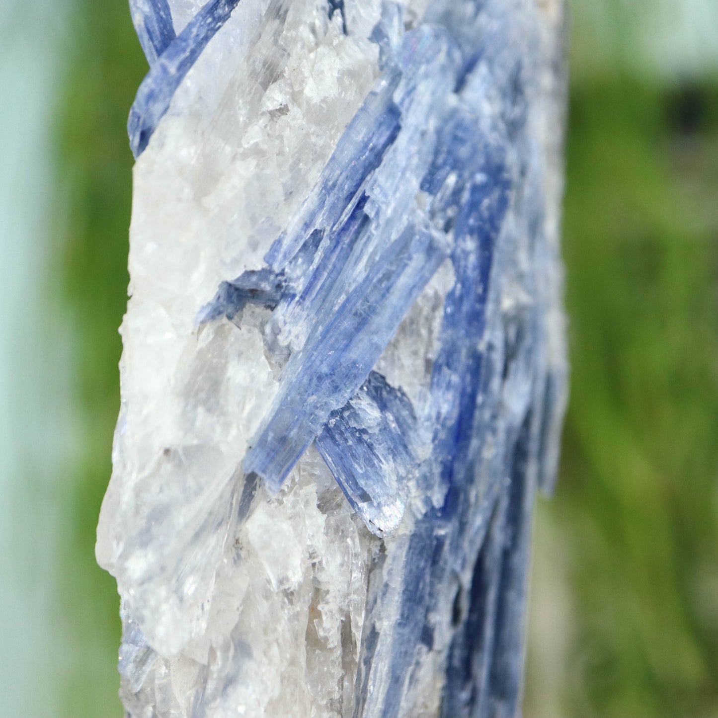Blauwe Kyaniet