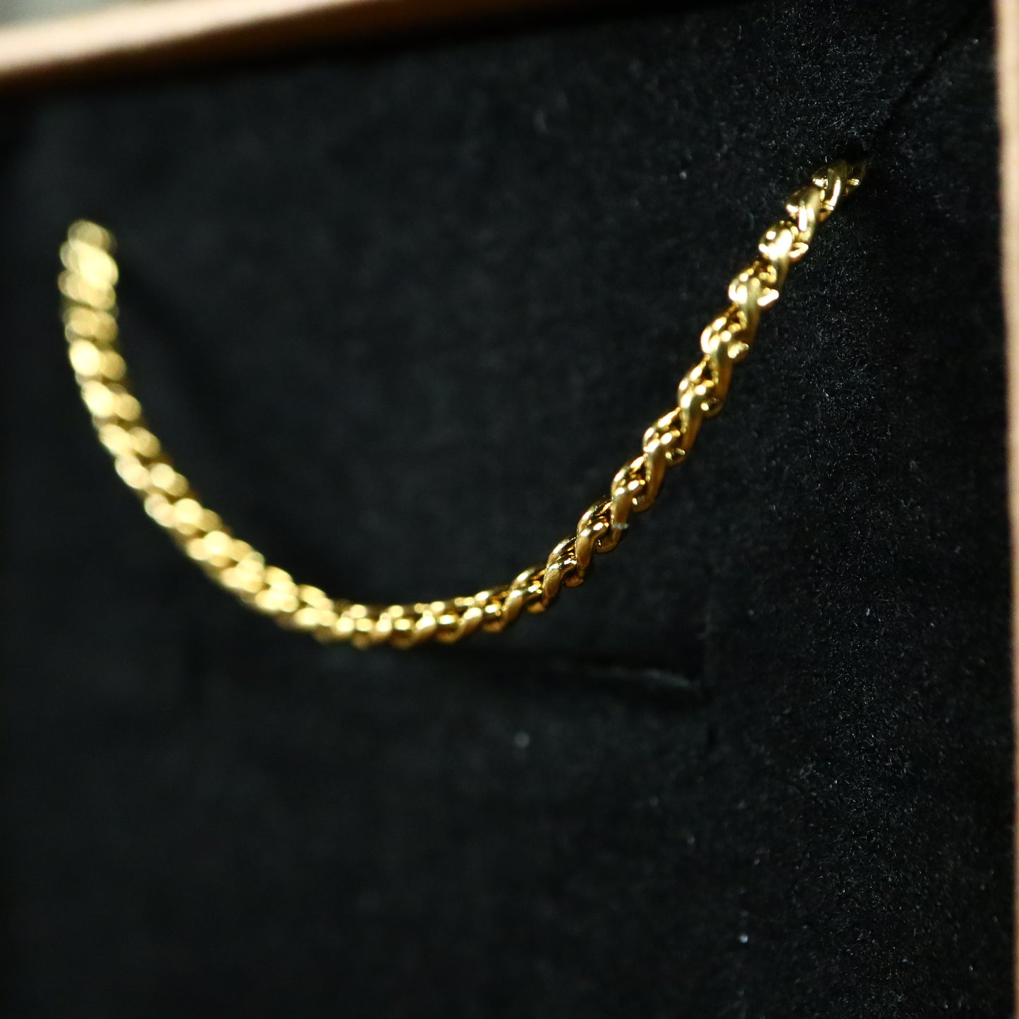 Ketting goud metaal