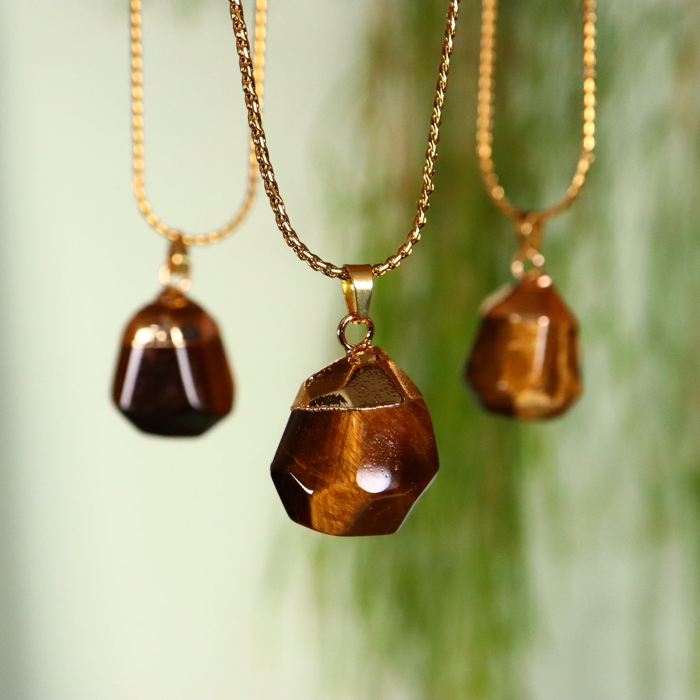 tijgeroog hanger goud metaal