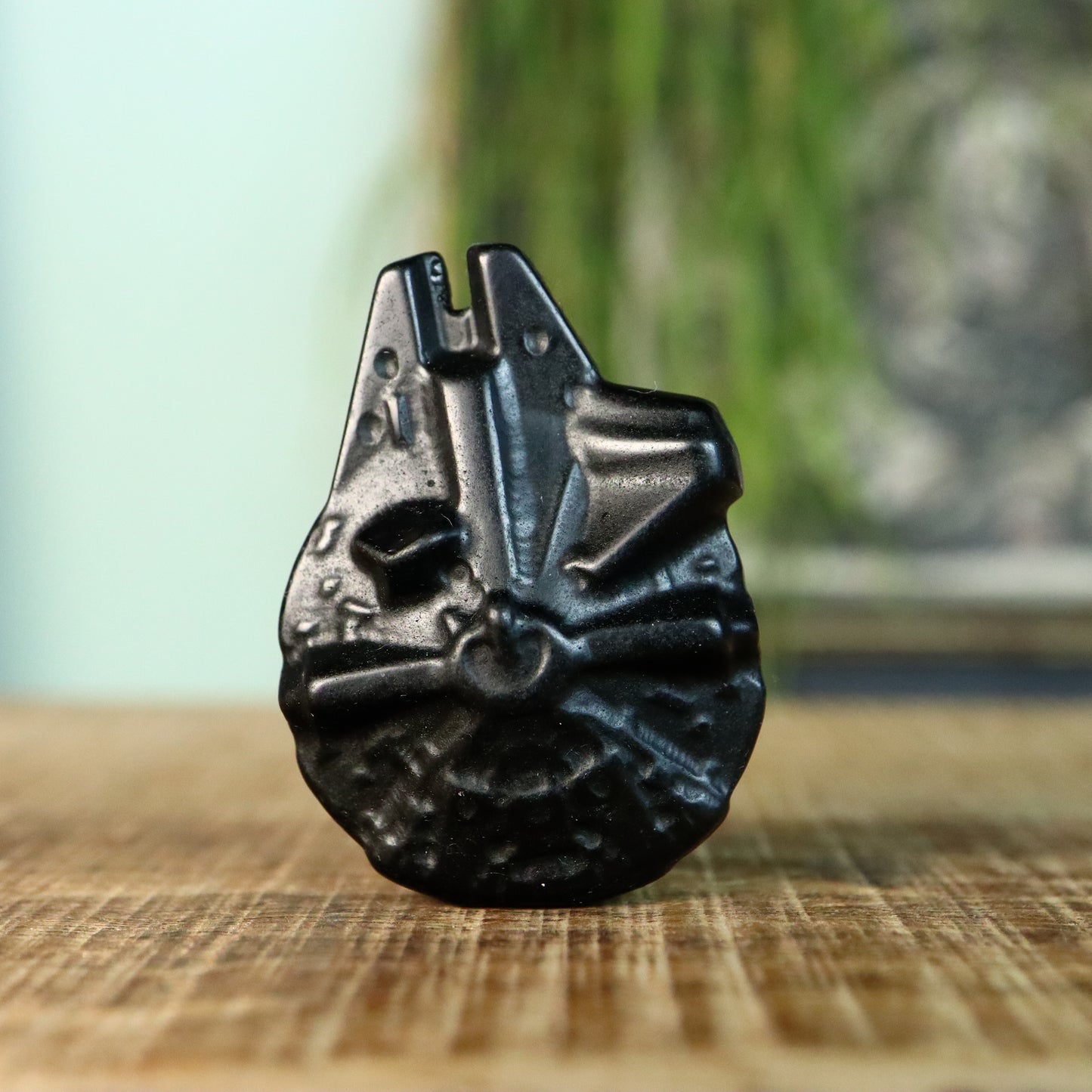 millennial falcon Obsidiaan