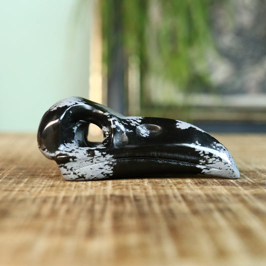 raven schedel / hanger Sneeuwvlok obsidiaan